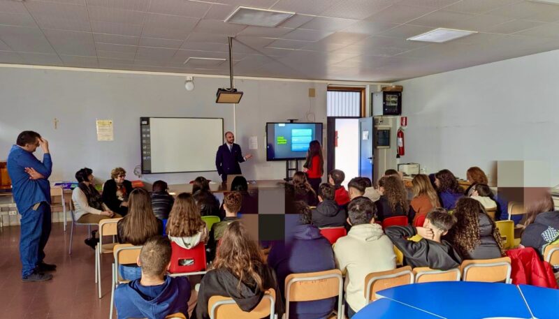 Incontro con gli studenti: “ Giovani ed economia “